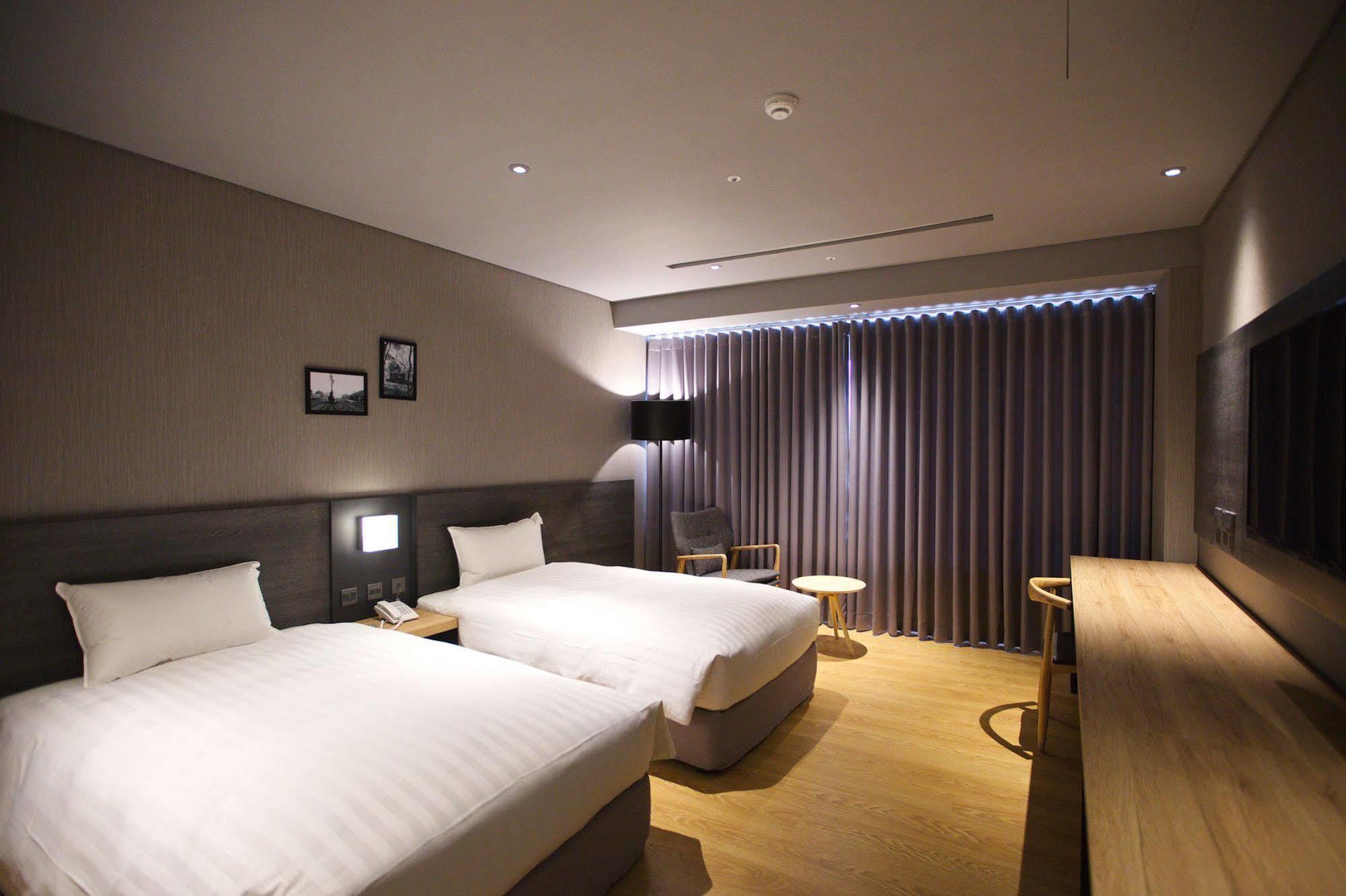 Chiayi Guanzhi Hotel Esterno foto
